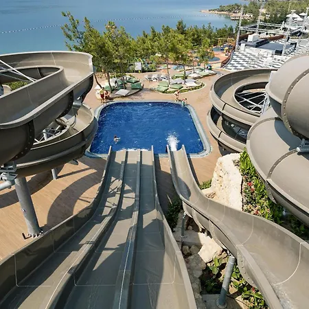 Titanic Luxury Collection Bodrum Rezort 5*