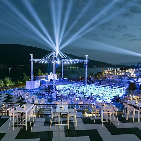 אתר נופש Titanic Luxury Collection Bodrum 5*