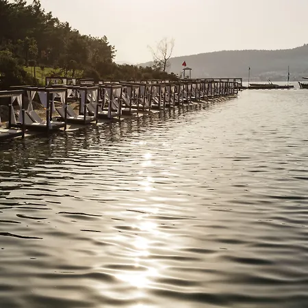 אתר נופש Titanic Luxury Collection Bodrum 5*