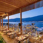 Titanic Luxury Collection Bodrum 5* Guvercinlik (Bodrum)