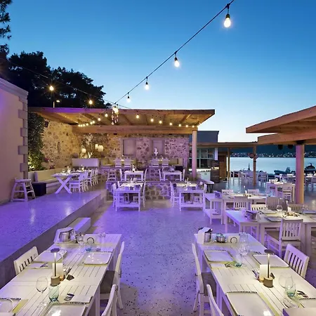 Titanic Luxury Collection Bodrum 5* Guvercinlik (Bodrum)