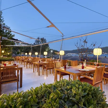 Titanic Luxury Collection Bodrum Resort 5*