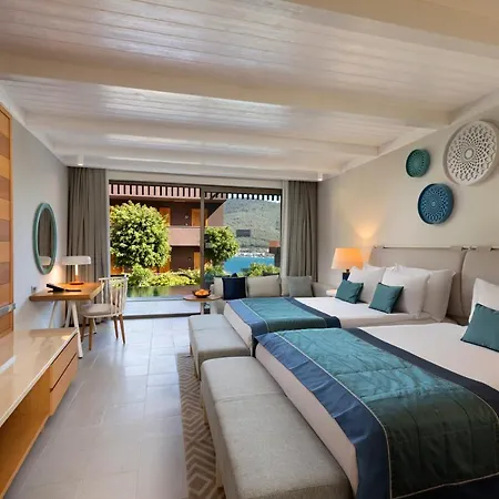 Resort Titanic Luxury Collection Bodrum 5*