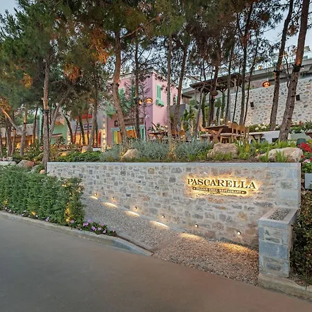 Resort Titanic Luxury Collection Bodrum Guvercinlik (Bodrum)