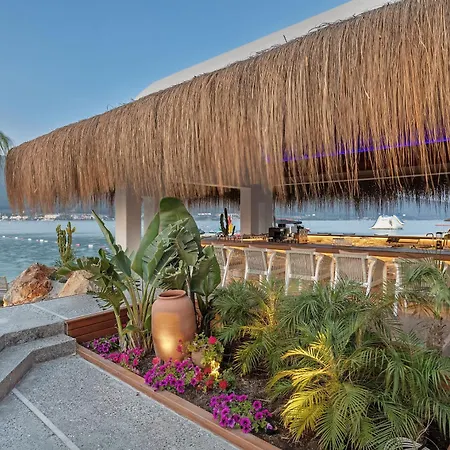Titanic Luxury Collection Bodrum Resort 5*
