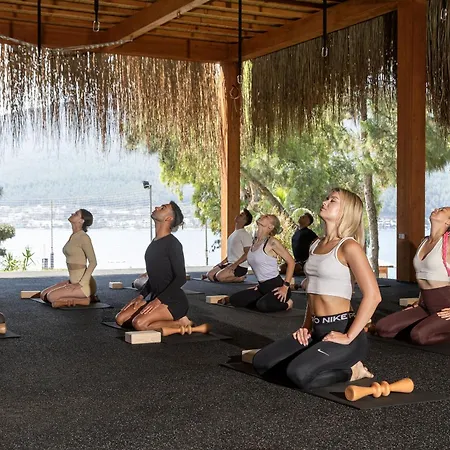 Titanic Luxury Collection Bodrum 5* Guvercinlik (Bodrum)