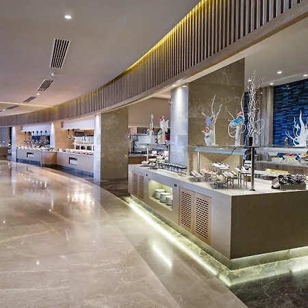 Titanic Luxury Collection Bodrum 5*